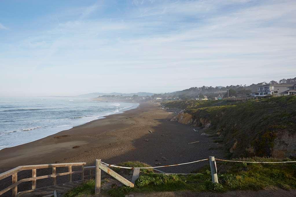 White Water Hotel Cambria Naturaleza foto